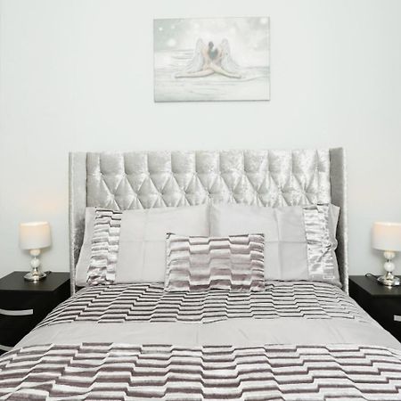 Modern Glasgow City Centre Apartment Экстерьер фото